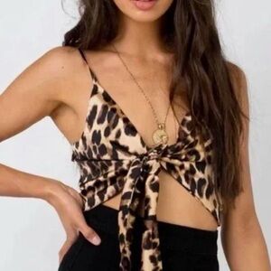 Leopard print tie front~